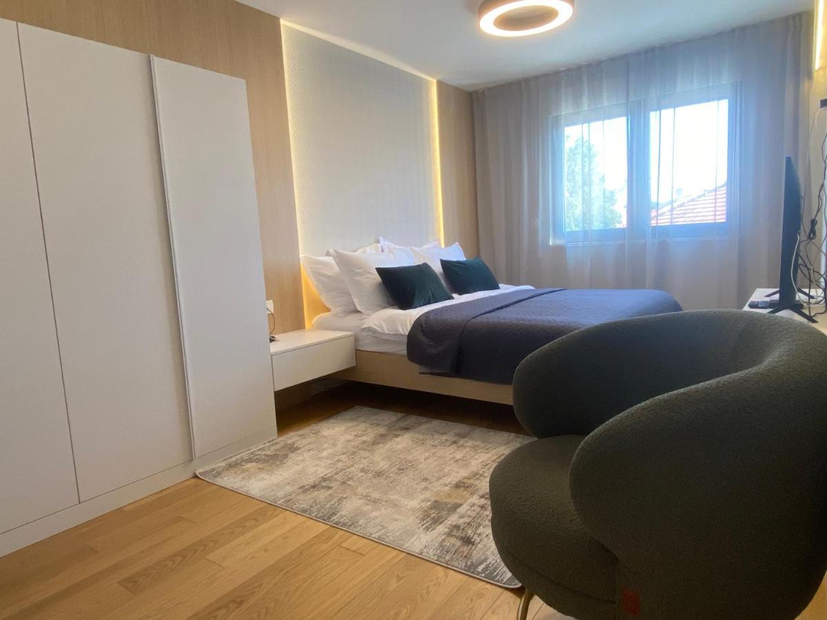 Ferienwohnung Shell Sky Luxury Penthouse With Private Pool Zadar Exterior foto